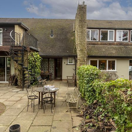 Sandford Meadow Guest House Kennington  Extérieur photo